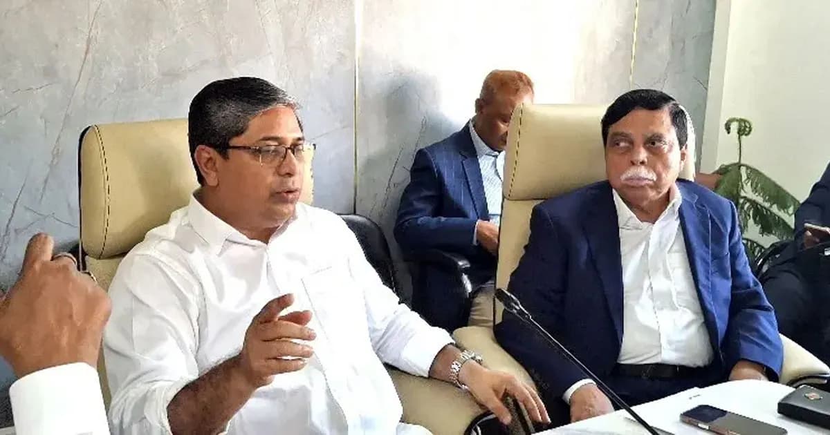 স্থানীয় সরকার নির্বাচনে কোনো কলঙ্ক নিতে চায় না সরকার: শাহে আলম