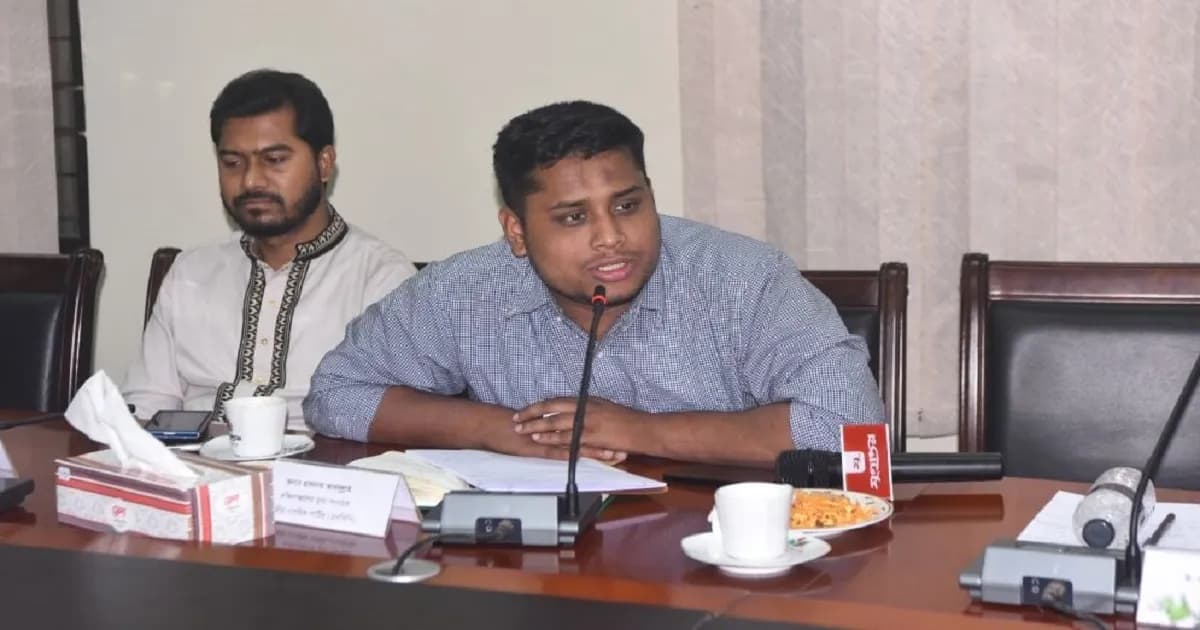 প্রশাসন এখন ‘ন্যাশনাল কারেন্ট পার্টি’: হাসনাত আবদুল্লাহ