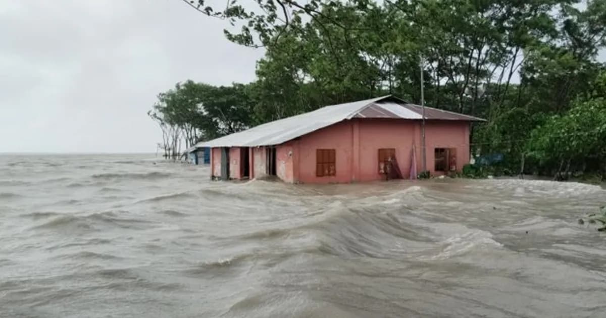 আগামী তিন দিন ভারী বৃষ্টির পূর্বাভাস, ৬ জেলায় বন্যার আশঙ্কা