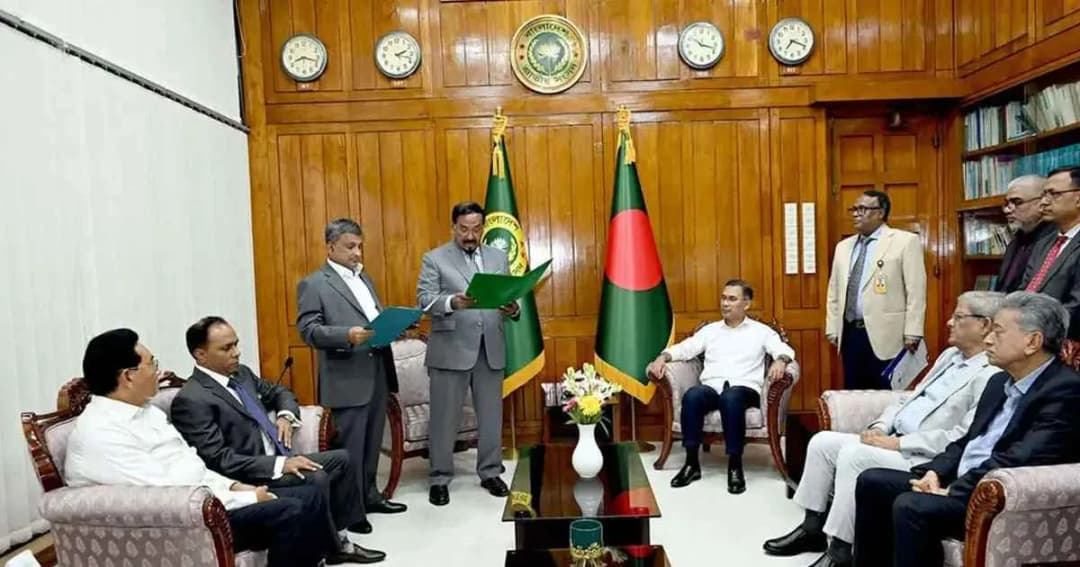 চট্টগ্রাম-২ আসনের এমপি হিসেবে শপথ নিলেন সরোয়ার আলমগীর