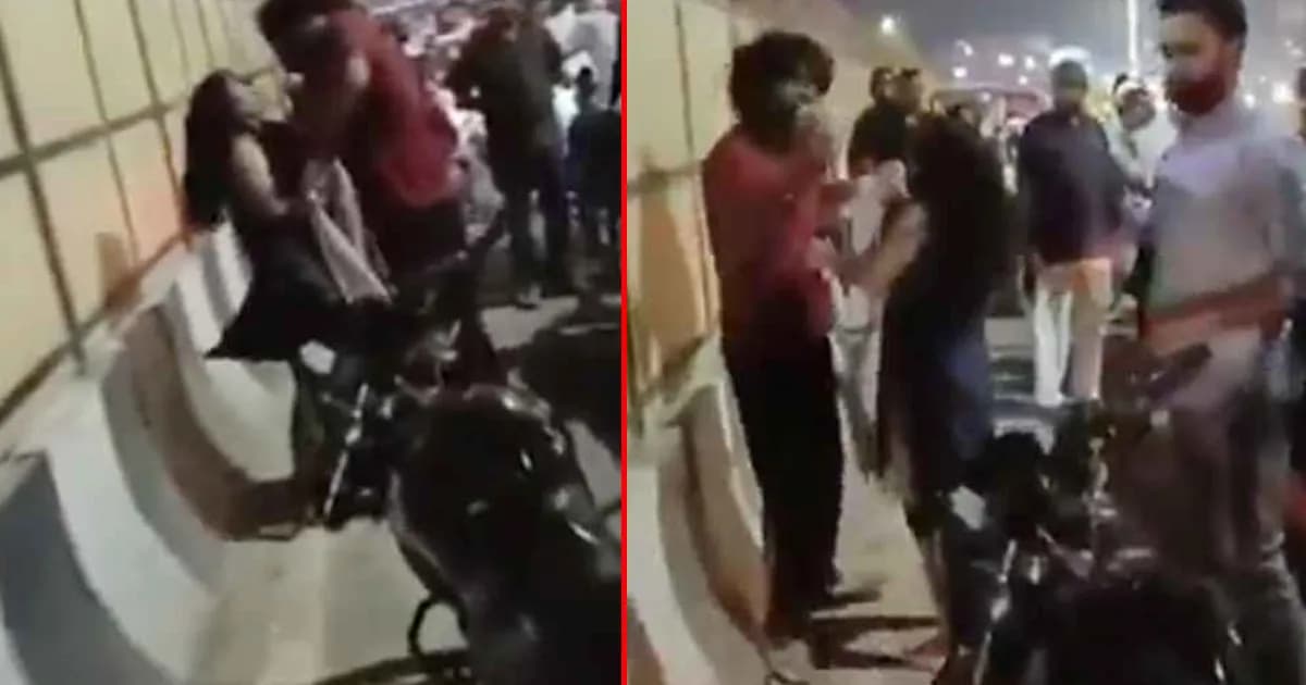 এবার জনসমক্ষে তরুণীর ওড়না ধরে টানাটানি