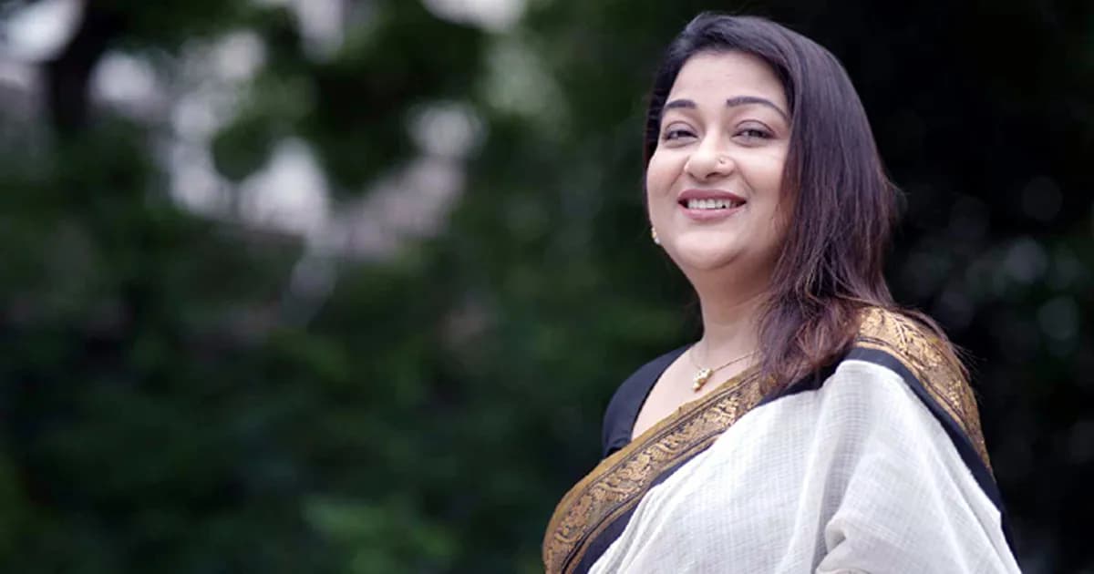 রাস্তায় বের হলে অনেকে ‘ফুফু’ বলে ডাকে: দীপা খন্দকার