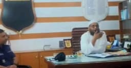 থানায় ঢুকে ওসির চেয়ারে বসলেন এমপি, ভিডিও ভাইরাল