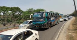 ঈদযাত্রায় সিরাজগঞ্জ মহাসড়কে বাড়তি চাপ, তবু নেই বড় যানজট