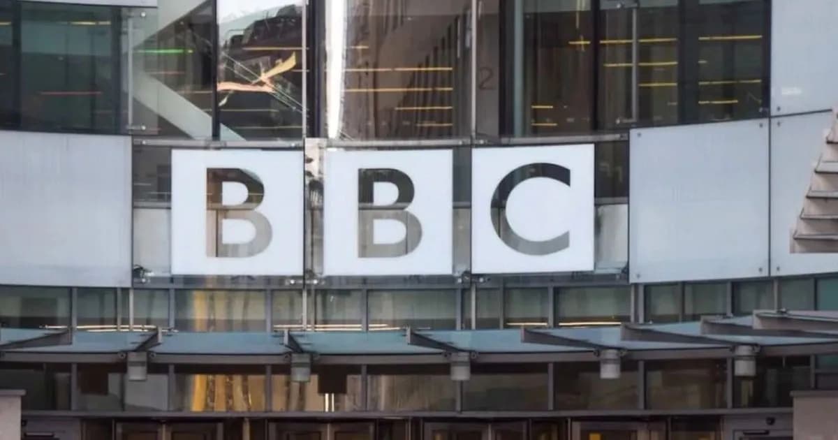 বিবিসিতে বড় ছাঁটাই, চাকরি হারাচ্ছেন ২১ হাজারের বেশি কর্মী