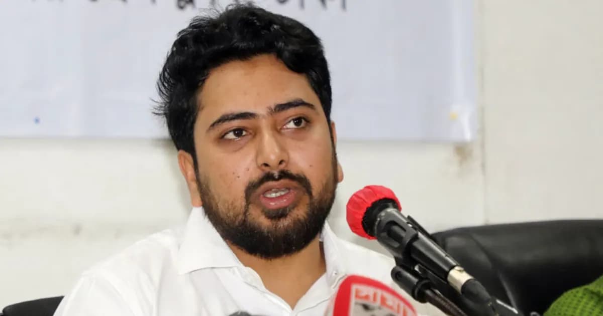 ১০ বছরের মধ্যে ক্ষমতায় না গেলে রাজনীতি ছাড়বেন নাহিদ ইসলাম