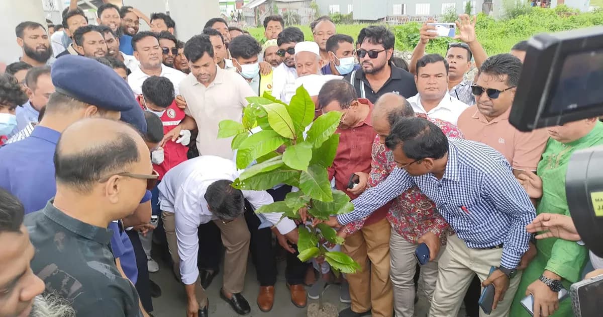 পরিচ্ছন্ন ও বাসযোগ্য বাংলাদেশ গড়তে সরকার প্রতিশ্রুতিবদ্ধ: স্থানীয় সরকার প্রতিমন্ত্রী