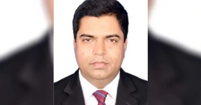 সহকারী অ্যাটর্নি জেনারেলের পদ হারালেন আবুল হাসান