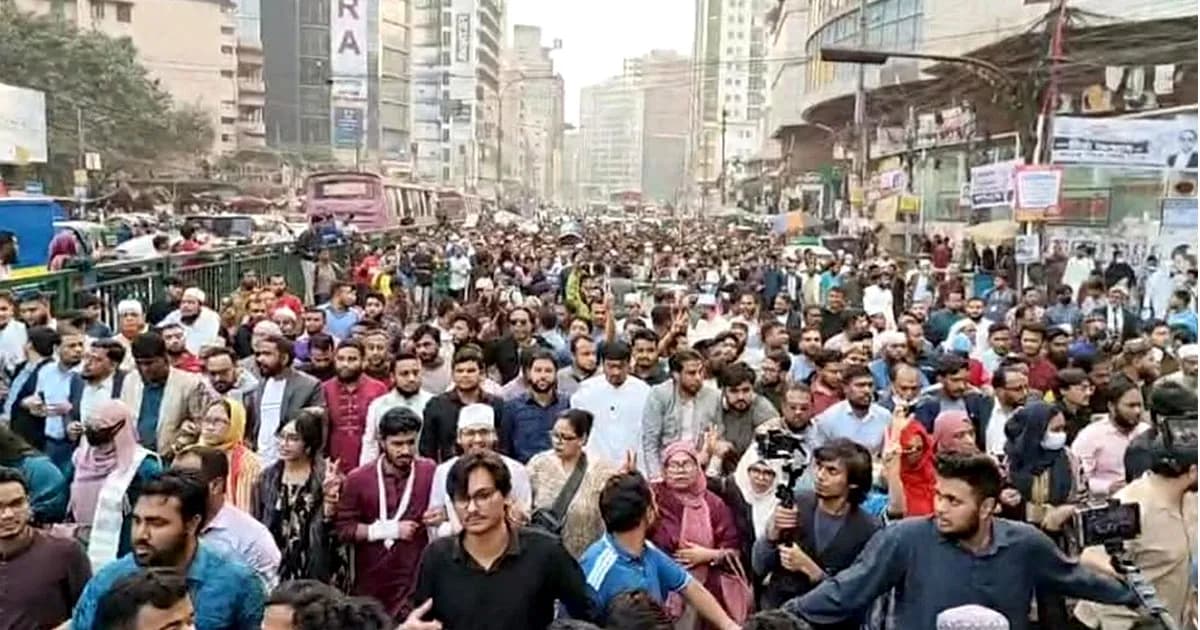 নাসীরুদ্দীন পাটওয়ারীর ওপর হামলা: প্রতিবাদে শান্তিনগরে বিক্ষোভ মিছিল