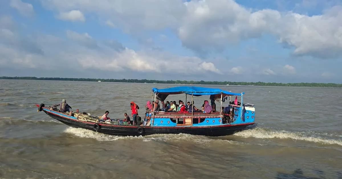 সুন্দরবনের দুবলারচরে শুরু হলো রাসপূর্ণিমার পুণ্যস্নান