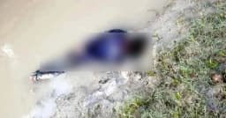 পাইকগাছায় নদীর চর থেকে হাত পা বাঁধা অবস্থায় যুবক উদ্ধার