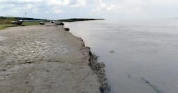 মেঘনায় নৌপুলিশের স্পিডবোটের ঢেউয়ে তলিয়ে গেল শিশু