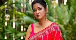 বাংলাদেশি শিল্পীদের কাজ ‘চেটেপুটে খাই’ : সোহিনী সরকার