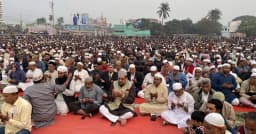 চুয়াডাঙ্গায় বেগম খালেদা জিয়ার সুস্থতা কামনায় হাজারো মানুষের দোয়া