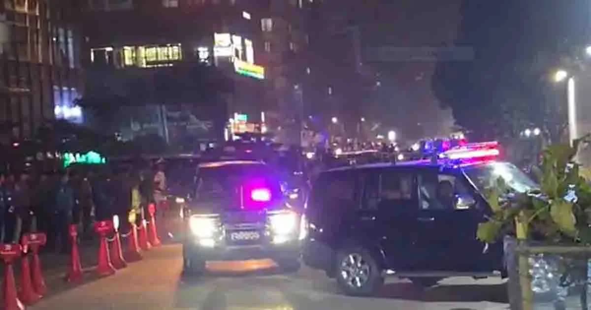 খালেদা জিয়াকে দেখতে এভারকেয়ারে তিন বাহিনী প্রধান