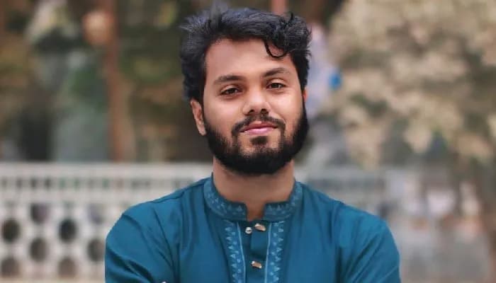 ইনকিলাব মঞ্চের মুখপাত্র ওসমান হাদি গুলিবিদ্ধ