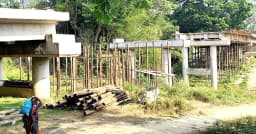 থেমে গেছে টংকাবতীর দুই পাড়ের মানুষের স্বপ্ন, বর্ষায় প্লাবনের আশঙ্কা