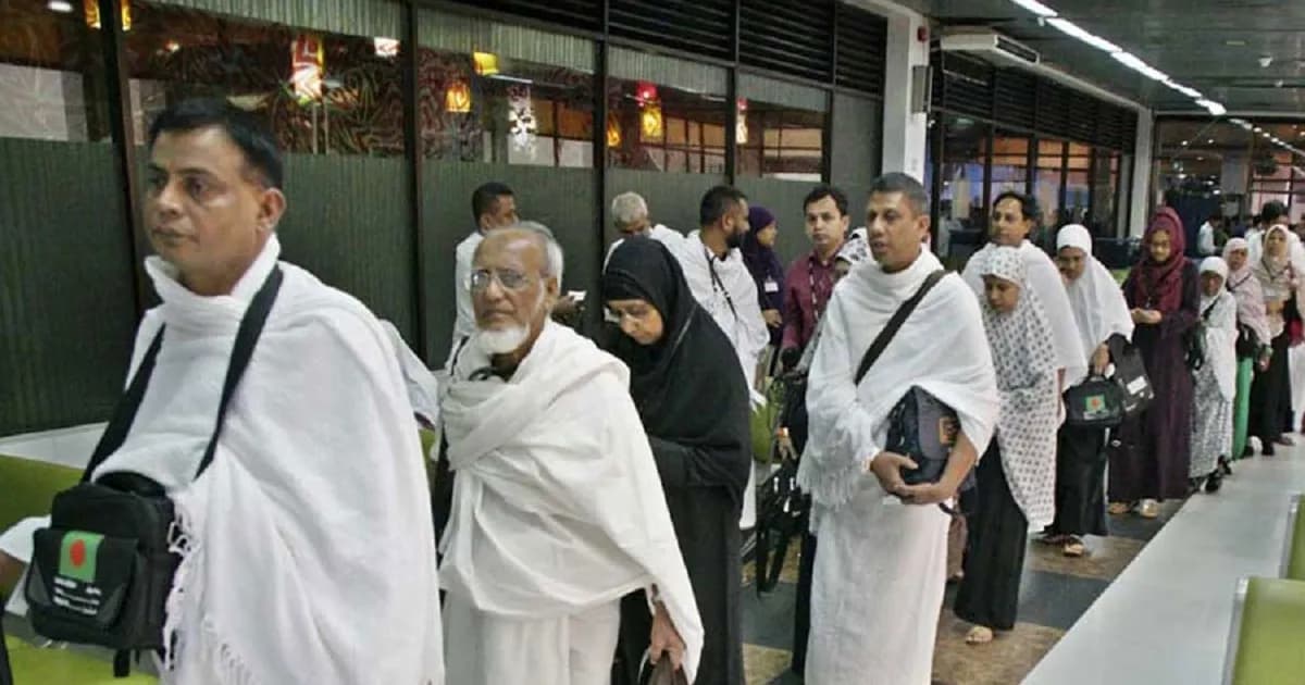 চলতি বছর হজে যেতে নিবন্ধন করেছেন ৭৬ হাজারের বেশি বাংলাদেশি