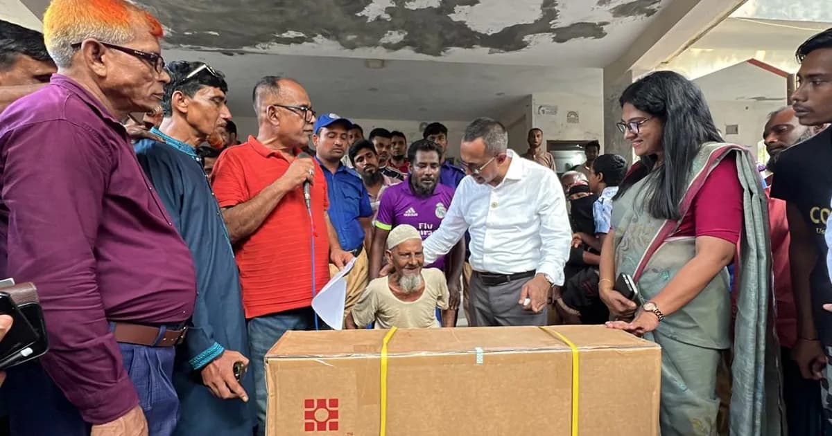 নগরকান্দায় কৃষক, নারী ও প্রতিবন্ধীদের মাঝে উপকরণ বিতরণ
