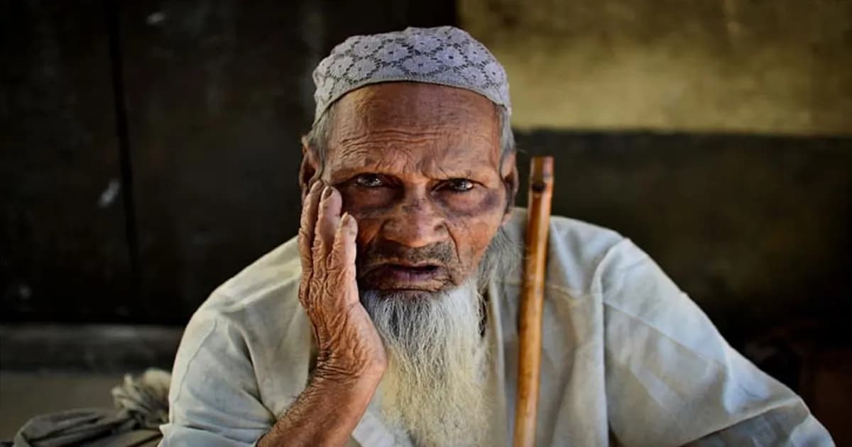 আজ আন্তর্জাতিক প্রবীণ দিবস, মর্যাদাপূর্ণ জীবনের প্রত্যাশা