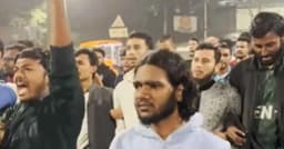 ছাত্র-জনতার বিক্ষোভে উত্তাল রাজধানী ঢাকা