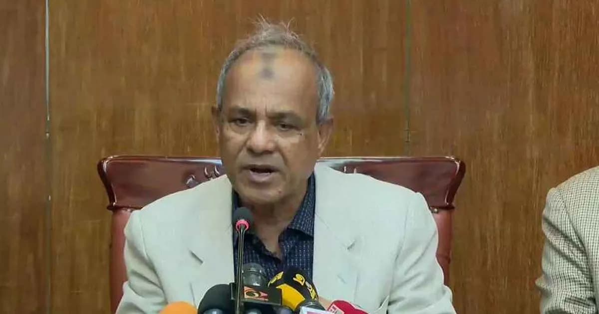 চাহিদার তুলনায় ২২ লাখ টন বেশি আলু উৎপাদন হয়েছে: কৃষি উপদেষ্টা