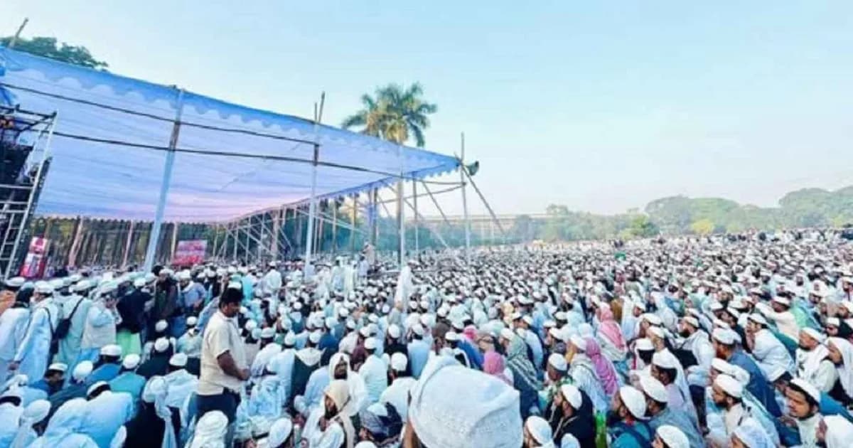 লাখো মানুষের ঢল সোহরাওয়ার্দী উদ্যানে