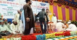 মাহফিলে সাংবাদিক নিষেধাজ্ঞা, মনোনয়ন বিক্রির মন্তব্যে তীব্র সমালোচনা