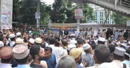 যমুনা অভিমুখে লংমার্চে নামছেন ইবতেদায়ি শিক্ষকরা