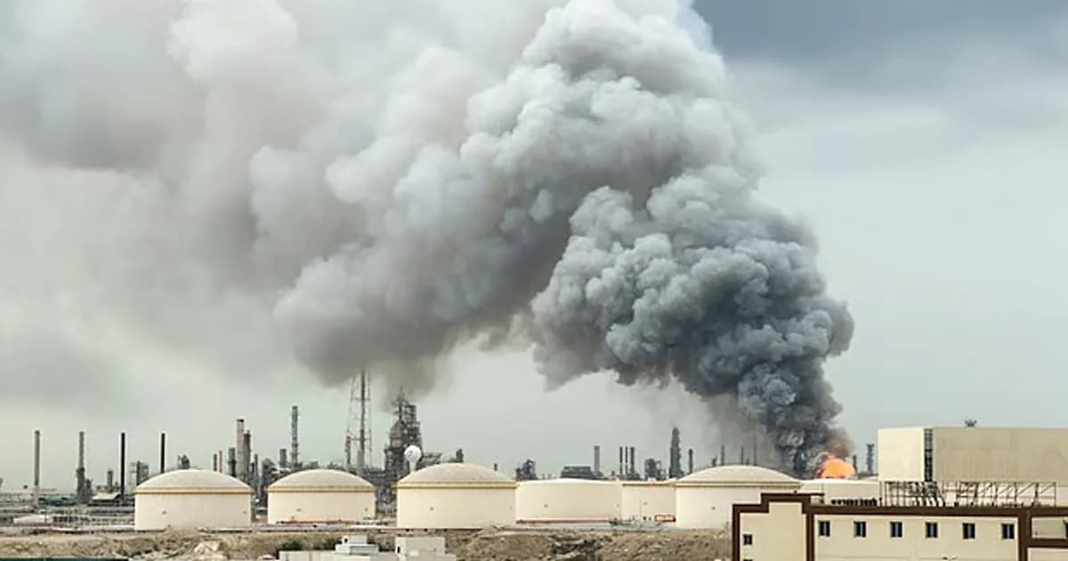 বাহরাইনের প্রধান তেল শোধনাগারে ইরানের ড্রোন হামলা