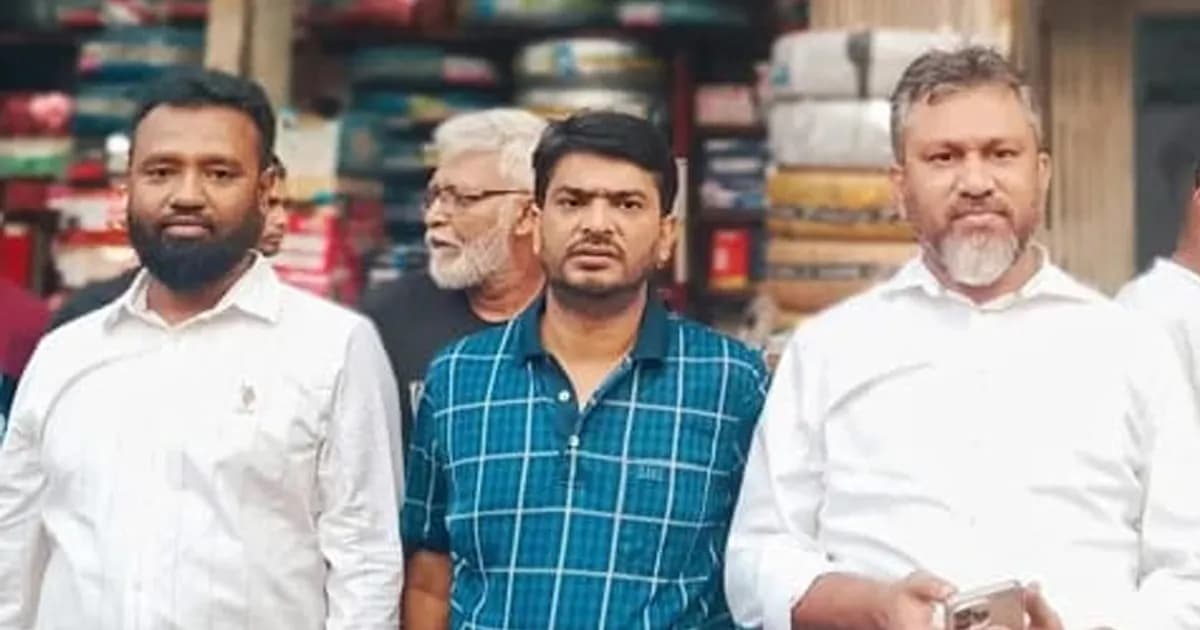 গুলিস্তানে পরিবহন ব্যবসা নিয়ে যুবদলের দুই গ্রুপের সংঘর্ষ, আহত ৩