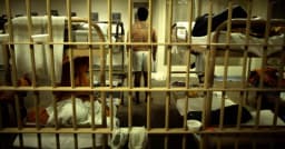 ব্রুকলিন কারাগারে মাদুরো: কেন এত কুখ্যাত এই মার্কিন বন্দিশালা?