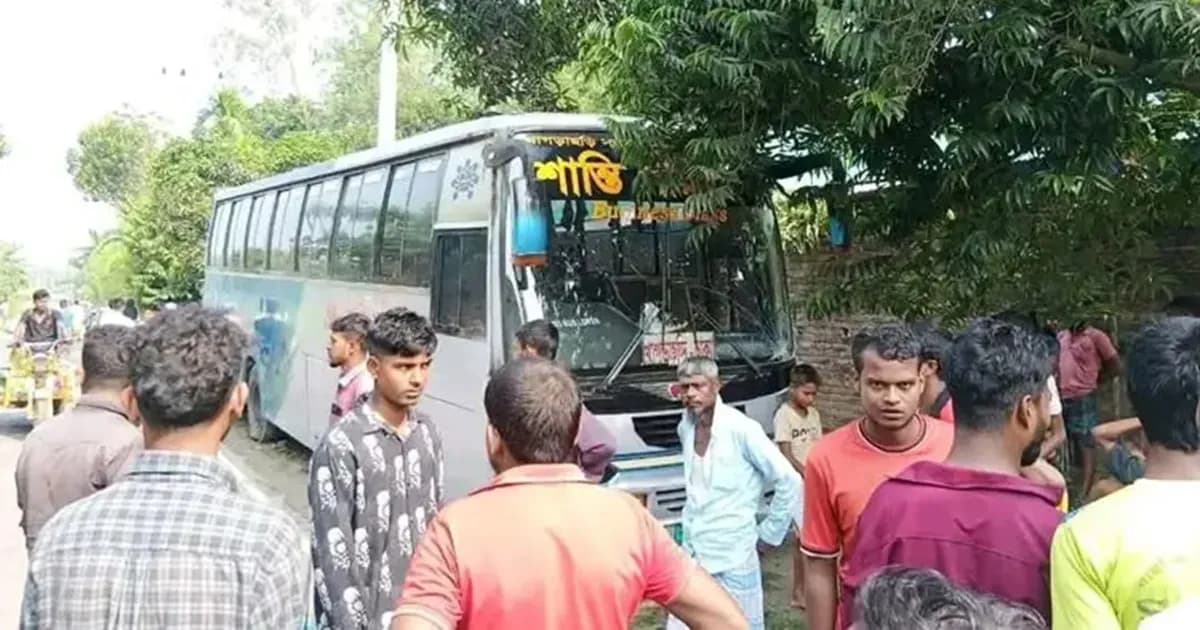 সাতসকালে বাসচাপায় নিহত শাশুড়ি-পুত্রবধূ, আটক হেলপার
