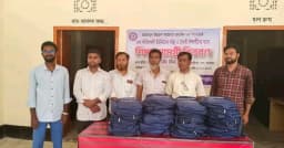 লামায় দরিদ্র শিশুদের শিক্ষা উপকরণ বিতরণে অনিয়মের অভিযোগ