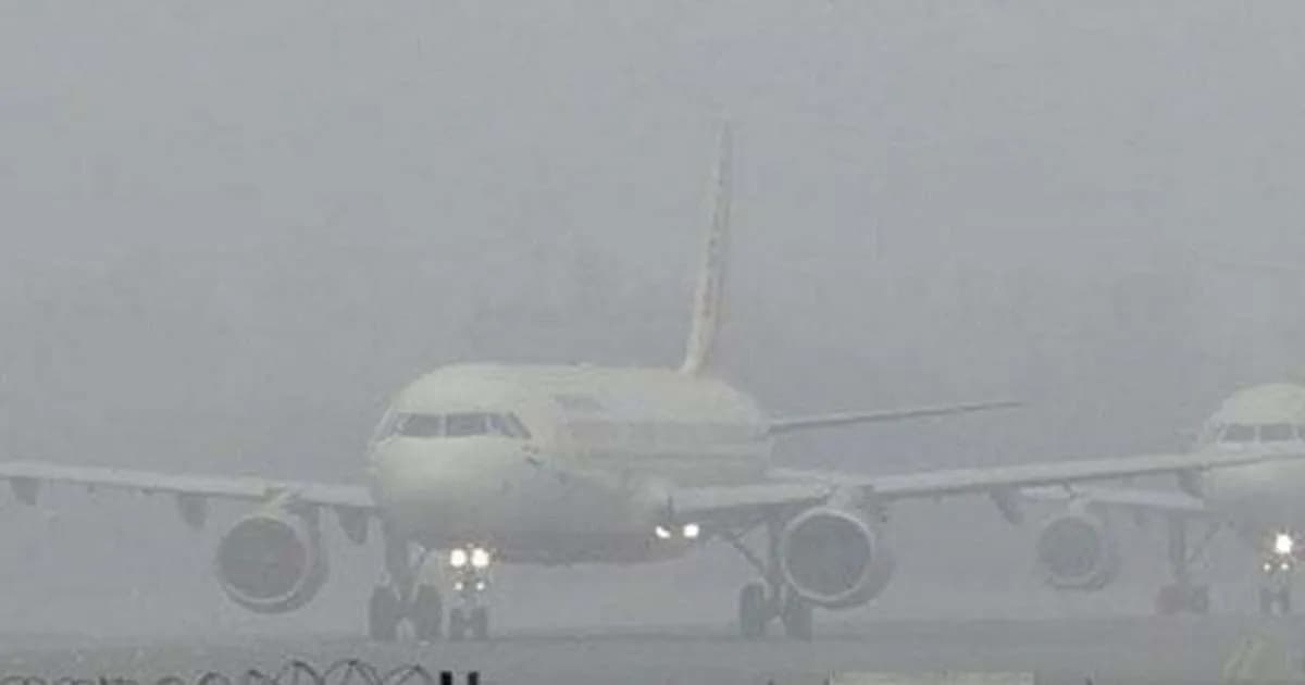 কুয়াশার কারণে ঢাকায় নামতে পারেনি আন্তর্জাতিক ৯ ফ্লাইট