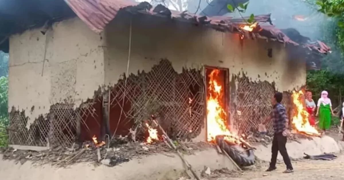 হঠাৎ উত্তাল ভারতের মণিপুর, দুই দিনে প্রাণ গেল ৬ জনের