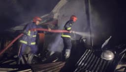 রাঙ্গুনিয়ায় বসতঘর পুড়ে ছাই