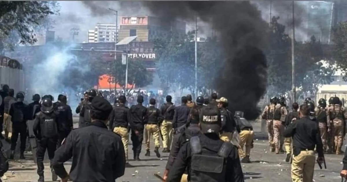 খামেনি হত্যার খবরে পাকিস্তানজুড়ে সহিংসতা, নিহত ২৩