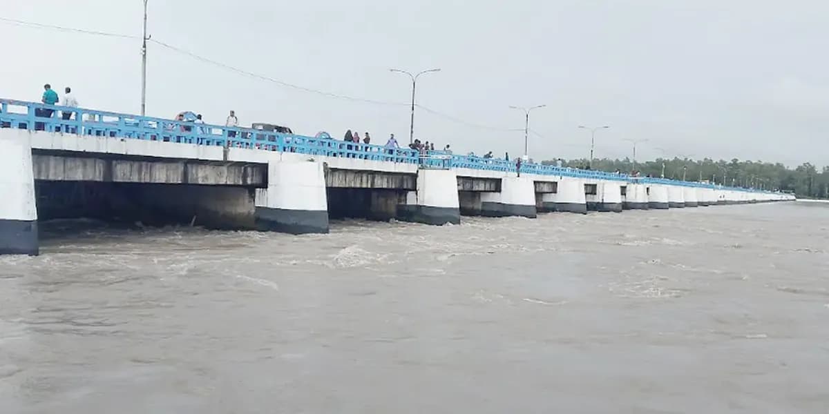 তিস্তার পানি বিপৎসীমার কাছাকাছি, নিম্নাঞ্চলে প্লাবনের শঙ্কা