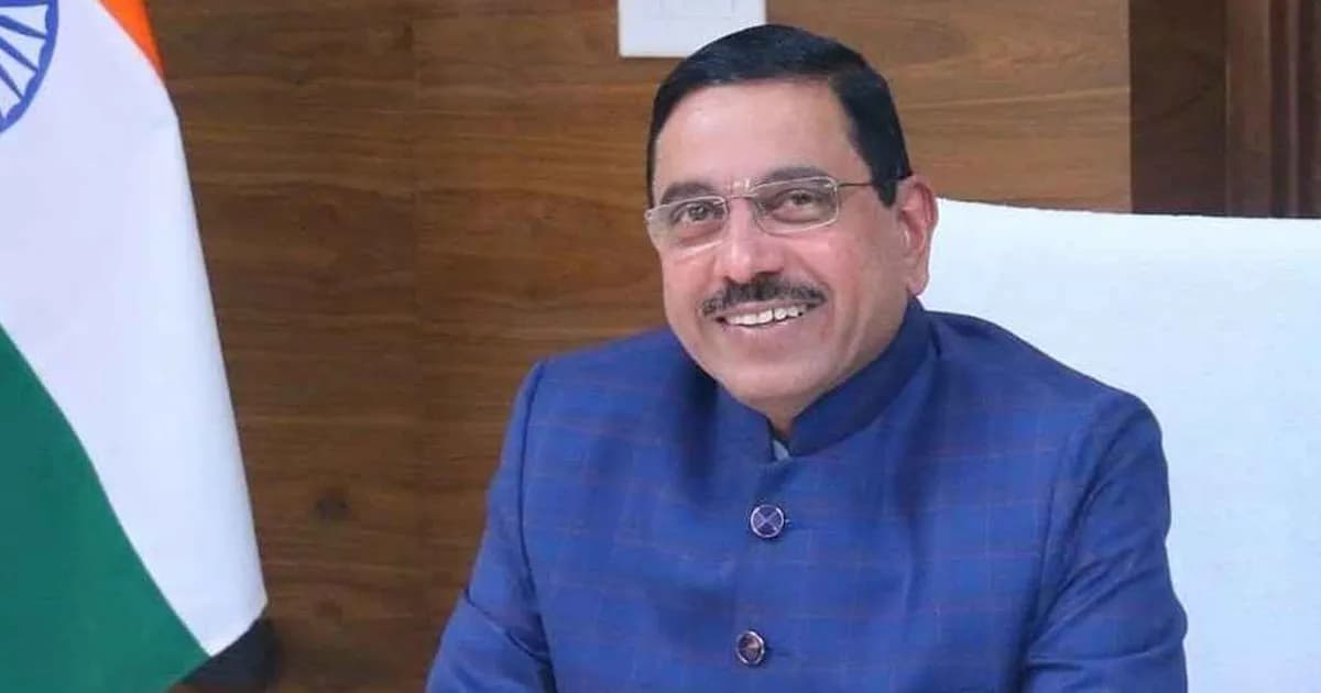 ভারতের নতুন শিক্ষামন্ত্রী প্রহ্লাদ যোশী