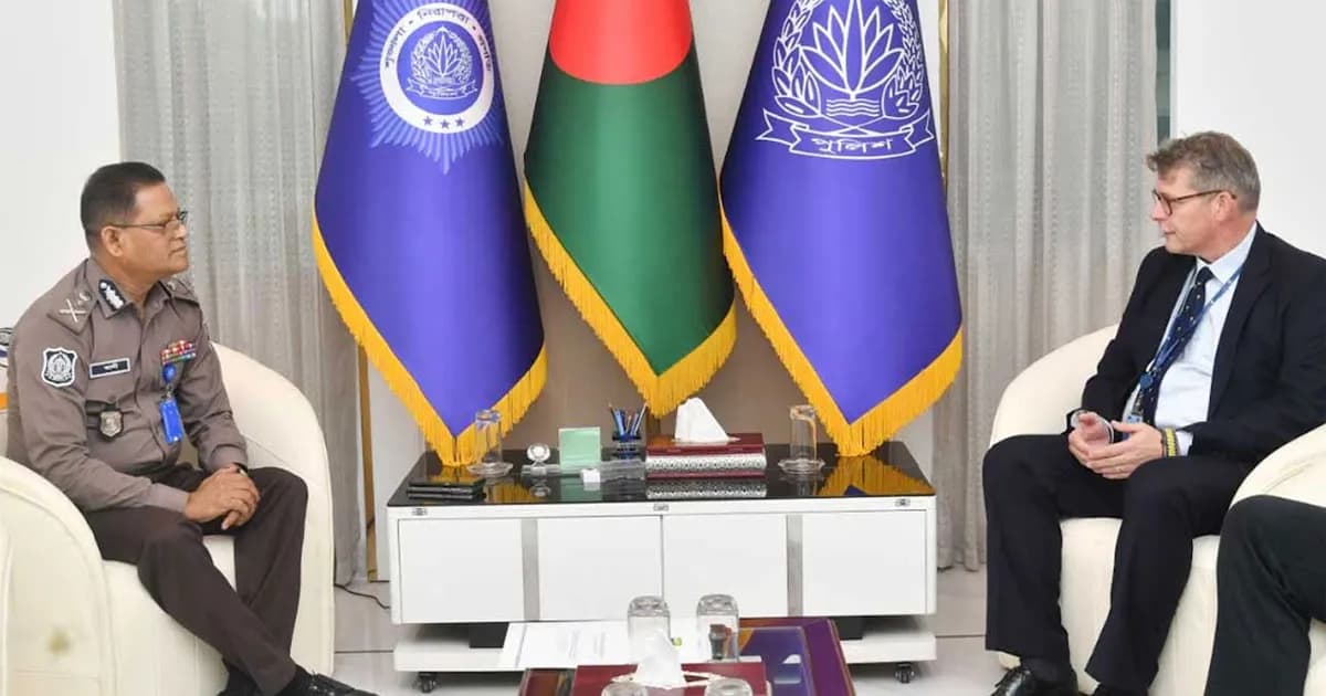 নির্বাচনে বিদেশি পর্যবেক্ষকদের ভূমিকা প্রশংসনীয়: আইজিপি