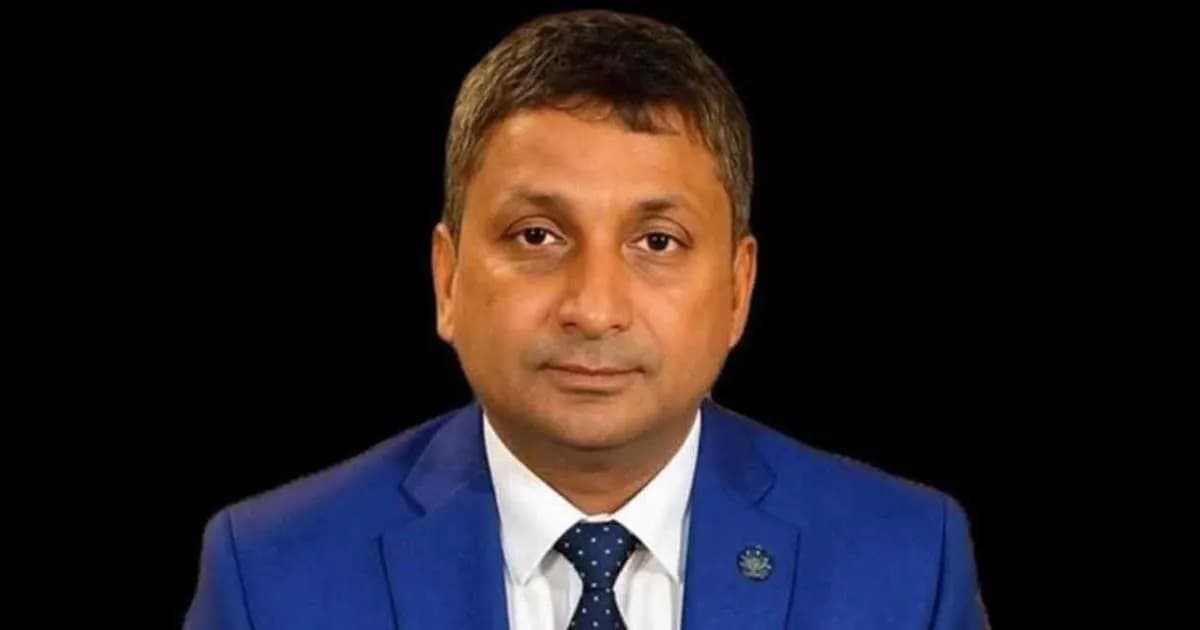 হাইকোর্টে প্রার্থিতা ফিরে পেলেন বিএনপির সারোয়ার আলমগীর