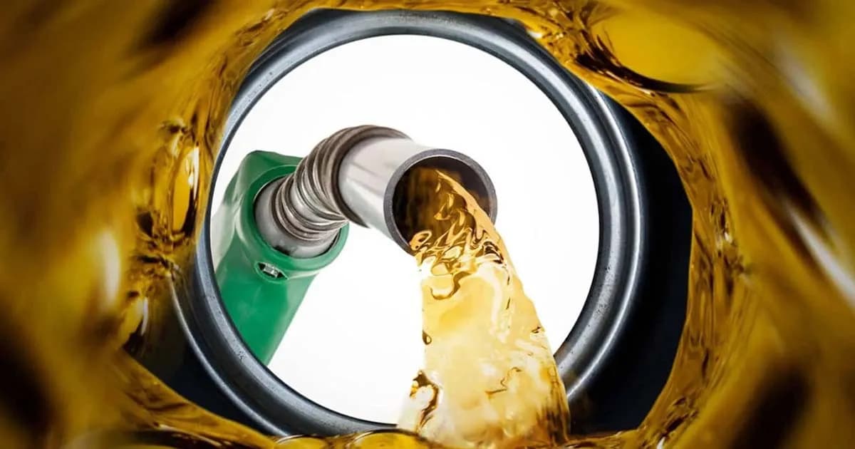 অবশেষে জ্বালানি তেলের বাজারে বড় সুখবর