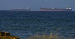 হরমুজ প্রণালিতে টোল নিবে ইরান, ব্যারেলপ্রতি ১ ডলার