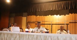 যাত্রী সেবায় সতর্কতার সাথে দায়িত্ব পালন করতে হবে