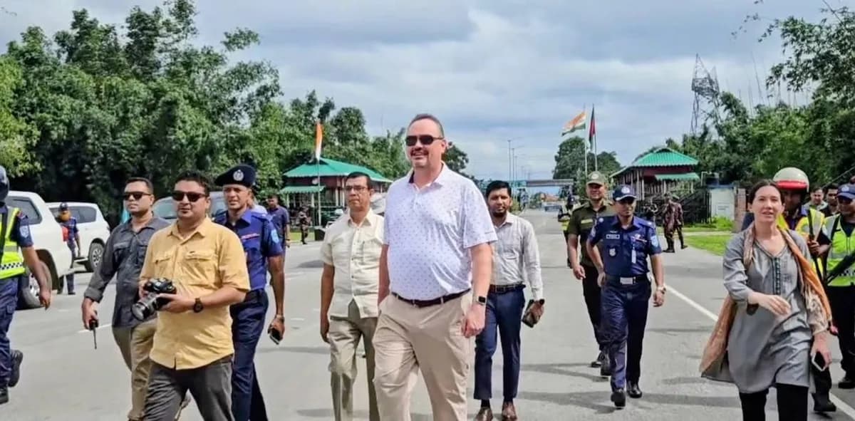 বাংলাবান্ধা জিরো পয়েন্টে মার্কিন রাষ্ট্রদূতের একদিনের সফর