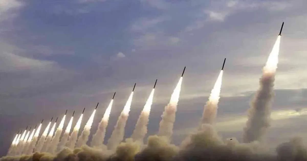 সংযুক্ত আরব আমিরাতে ইরানের ক্ষেপণাস্ত্র ও ড্রোন হামলা