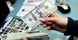 ঈদ সামনে রেখে বাড়ছে রেমিট্যান্স, ১৪ দিনে দেশে এলো ২ বিলিয়ন ডলার