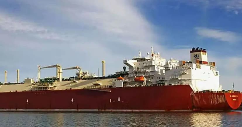 জেট ফুয়েল ও ডিজেল নিয়ে চট্টগ্রাম বন্দরে এলো আরও তিন জাহাজ