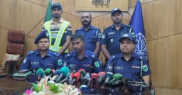পাবনায় ৫টি চোরাই মোটরসাইকেল সহ কুখ্যাত ‘ন্যাংড়া চোর মুন্না’ গ্রেফতার